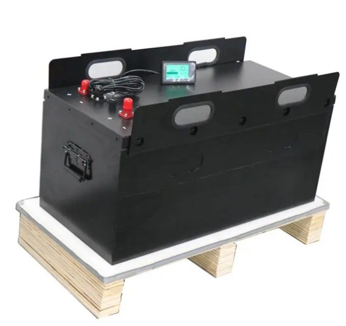 Baterai Lithium Ion Siklus Dalam Berkualitas Tinggi 24V 48V 300Ah Baterai LiFePO4 Forklift